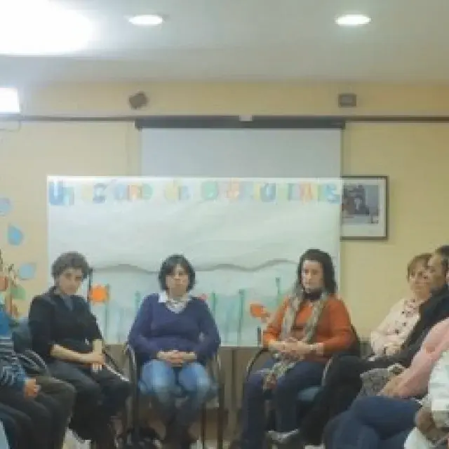 ¡Se estrena la Escuela de Familias en el 2016!