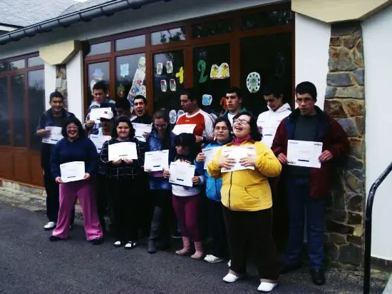 V CERTAMEN EDUCASTUR SIN BARRERAS “entreTodos, entreTodas”