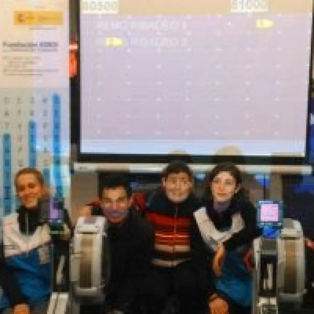 Decathlon Ribadeo y Club de Remo de Ribadeo organizaron una jornada solidaria a favor de la Fundación Edes 
