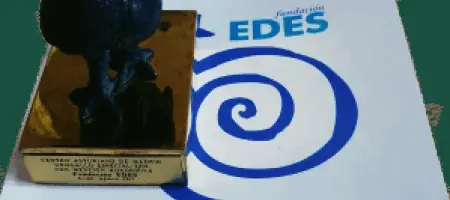 La Fundación Edes recibe el galardón Urogallo Especial con mención Honorífica, del Centro Asturiano de Madrid en su Edición de 2016.